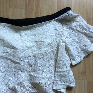 S UO off the shoulder lace top